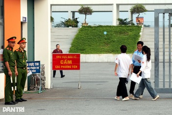 Kết quả thi lại ở Tuyên Quang và câu chuyện lớn hơn điểm số