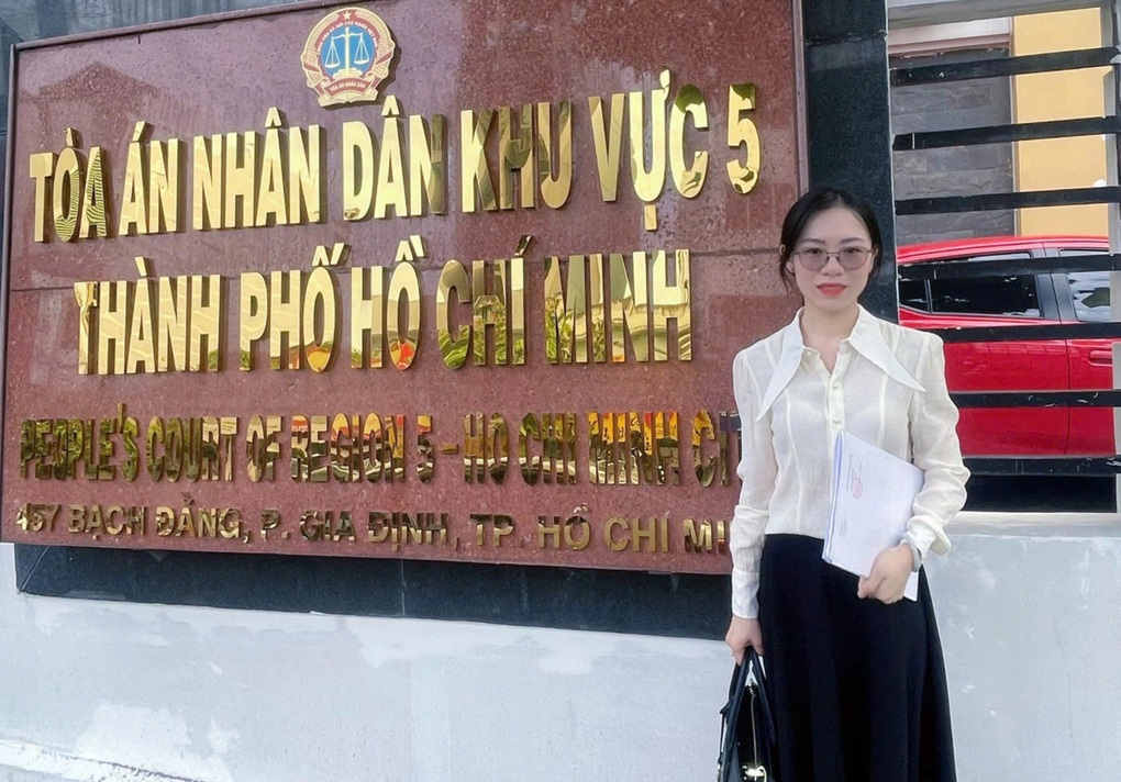 Công ty bêu kỷ luật lên mạng: Nữ sinh có thể yêu cầu bồi thường - 1 Công ty bêu kỷ luật lên mạng: Nữ sinh có thể yêu cầu bồi thường - 1