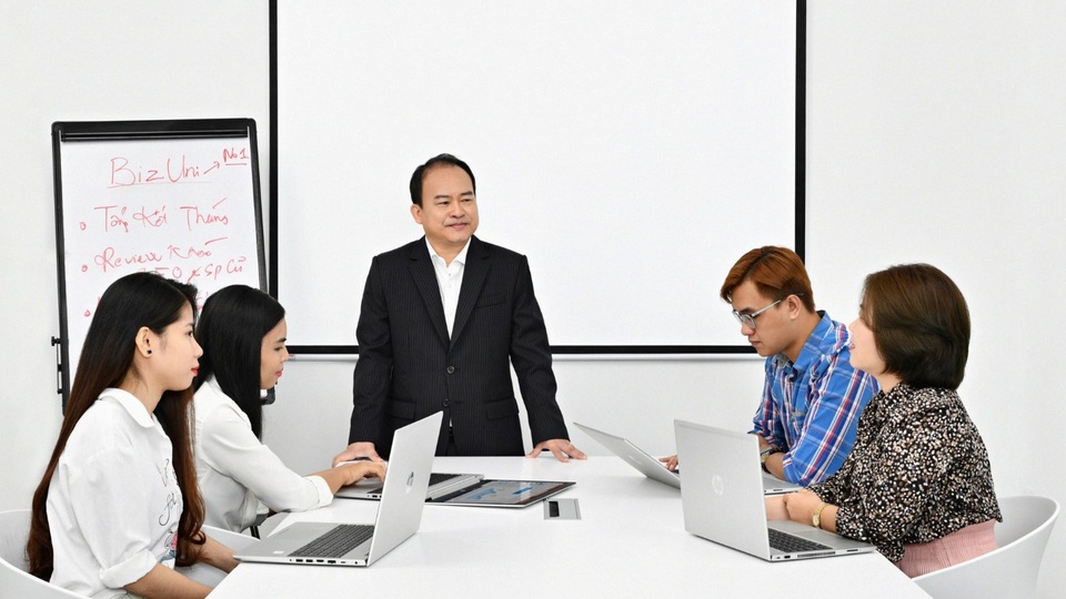 CEO Lâm Minh Chánh: Thương hiệu được xây dựng bởi những sản phẩm chỉn chu - 2 CEO Lâm Minh Chánh: Thương hiệu được xây dựng bởi những sản phẩm chỉn chu - 2