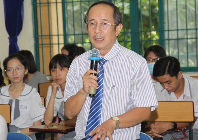 Học sinh được sử dụng điện thoại – Nên hay không? - Ảnh 4. Học sinh được sử dụng điện thoại – Nên hay không? - Ảnh 4.