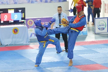 Vì sao võ sĩ khổng lồ Trần Ngọc Tú lỡ hẹn SEA Games 32?