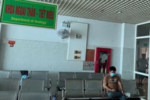 Vụ máy hỏng vẫn kê khai tán sỏi hàng trăm ca: Tiền bảo hiểm xử lý ra sao?