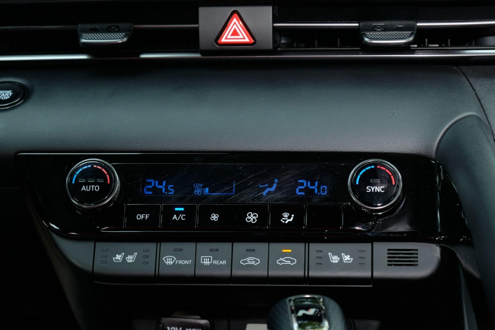 Trải nghiệm chi tiết Hyundai Elantra N-Line 2023: lái thú vị, đủ dính ghế - 15 Trải nghiệm chi tiết Hyundai Elantra N-Line 2023: lái thú vị, đủ dính ghế - 15