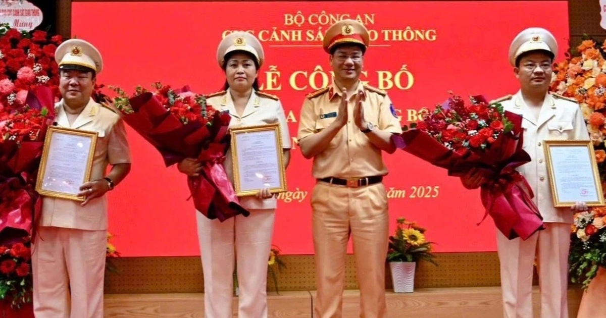 Lần đầu tiên Cục CSGT có nữ phó cục trưởng