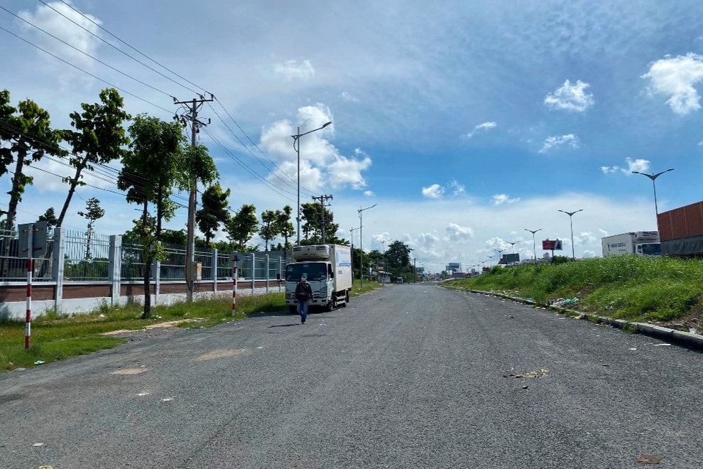 Cần Thơ giảm gắt với xe vận chuyển hàng hóa vào thành phố - 2 Cần Thơ giảm gắt với xe vận chuyển hàng hóa vào thành phố - 2