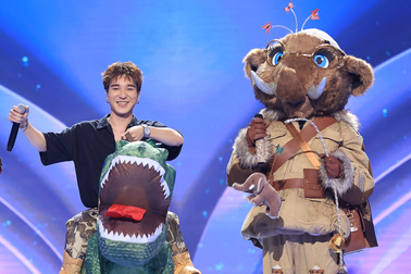 Ca sĩ mặt nạ: Voi Bản Đôn khiến Tóc Tiên nổi da gà, Nàng Tiên Hoa lộ diện