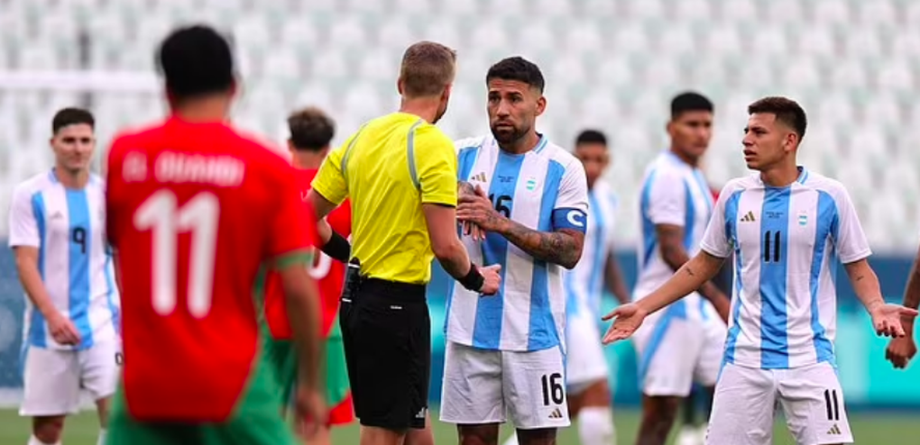 Truyền thông thế giới phản ứng mạnh vụ Olympic Argentina bị tước bàn thắng - 1 Truyền thông thế giới phản ứng mạnh vụ Olympic Argentina bị tước bàn thắng - 1