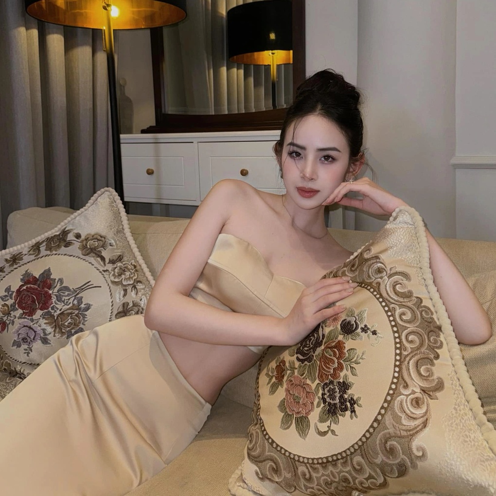 Hot girl Hà Nam có nụ cười triệu view, là bạn gái Nam vương Tuấn Ngọc - 8 Hot girl Hà Nam có nụ cười triệu view, là bạn gái Nam vương Tuấn Ngọc - 8