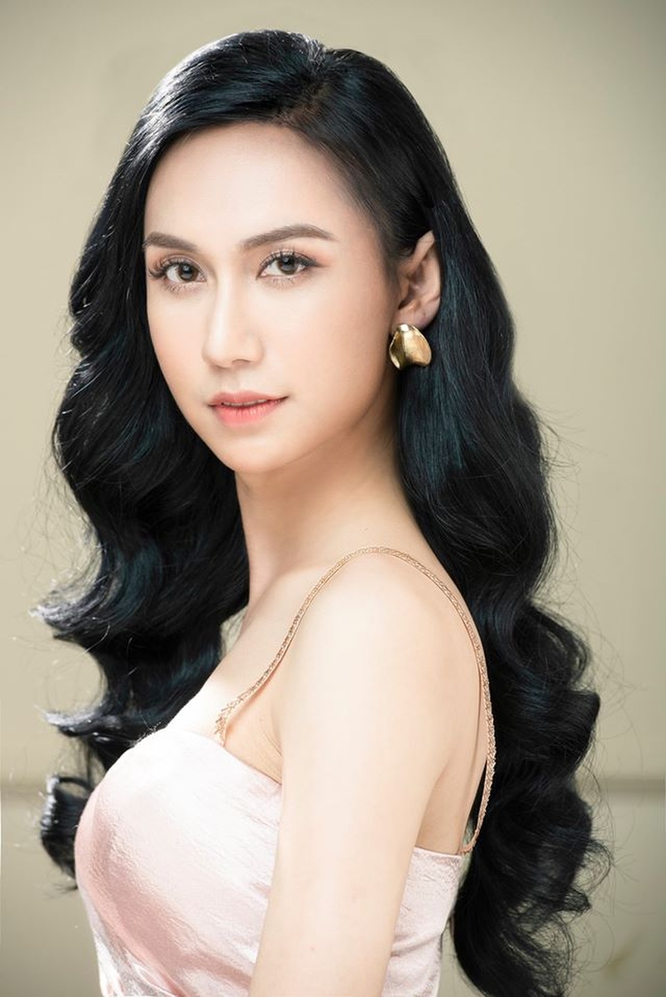 Lynk Lee công khai hành trình chuyển giới - 11 Lynk Lee công khai hành trình chuyển giới - 11