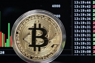 Bitcoin lao dốc, thị trường chứng khoán nhiều nơi sụt giảm