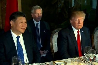 Bữa tối tràn ngập ánh nến của hai nhà lãnh đạo Trung - Mỹ