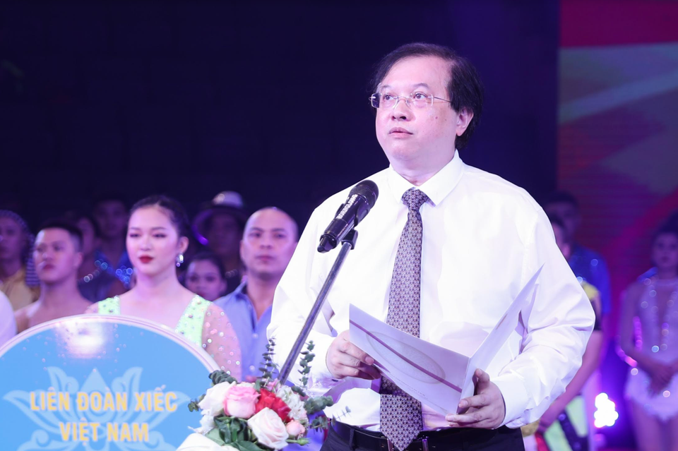 Ấn tượng màn khai mạc Cuộc thi tài năng Xiếc toàn quốc 2021 - 1 Ấn tượng màn khai mạc Cuộc thi tài năng Xiếc toàn quốc 2021 - 1