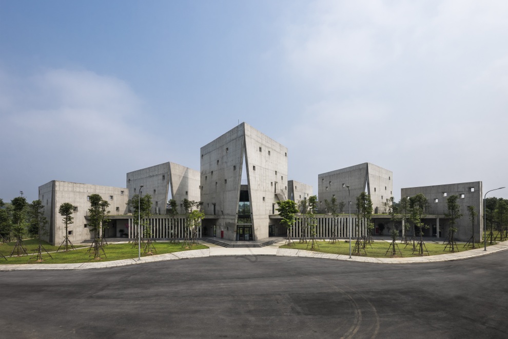 Cận cảnh tòa nhà kỹ sư Việt giành giải thưởng thiết kế LOOP Design Awards - 1 Cận cảnh tòa nhà kỹ sư Việt giành giải thưởng thiết kế LOOP Design Awards - 1