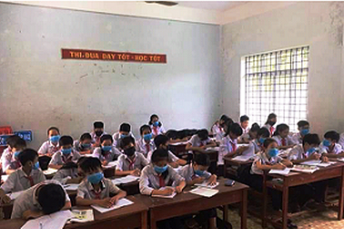 Vụ cả lớp đeo khẩu trang ngồi học: Đình chỉ 135 ngày công ty xả thải gây ô nhiễm