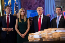 Tổng chưởng lý New York kiện nhà Trump