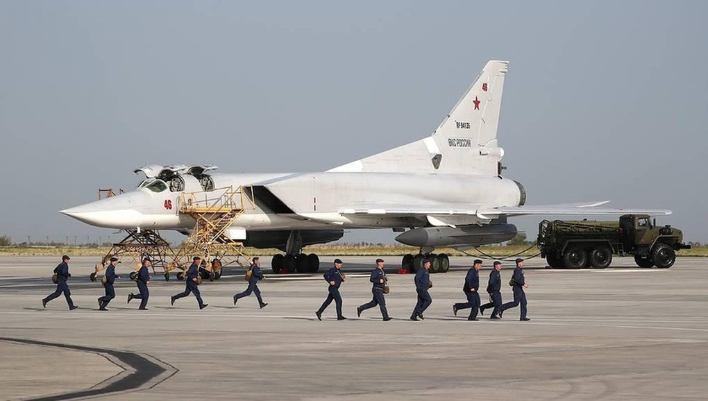 Kinh nghiệm thực chiến giúp oanh tạc cơ Tu-22M3 áp đảo bầu trời Ukraine - 2 Kinh nghiệm thực chiến giúp oanh tạc cơ Tu-22M3 áp đảo bầu trời Ukraine - 2