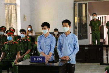 Tuyên án kẻ dùng súng AK bắn người tình rồi tự sát bất thành