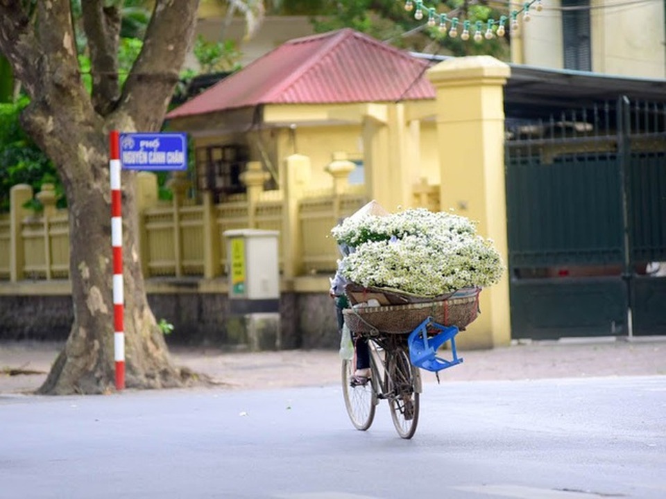 “Gánh hàng rong vẫn là một nét đặc trưng của văn hóa Hà Nội” - 2 “Gánh hàng rong vẫn là một nét đặc trưng của văn hóa Hà Nội” - 2