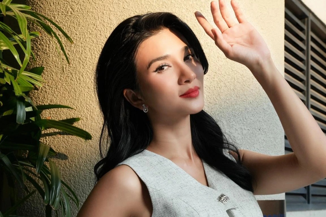 NSƯT Kim Tuyến: Mẹ đơn thân gợi cảm, nghi vấn hẹn hò "chị đẹp" kém 8 tuổi