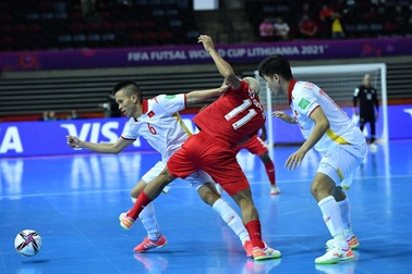 Trưởng đoàn Trần Anh Tú: "Futsal Việt Nam đi tiếp không dễ dàng"