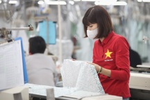 Người lao động làm bù ngày nào để được nghỉ 5 ngày dịp 30/4-1/5?