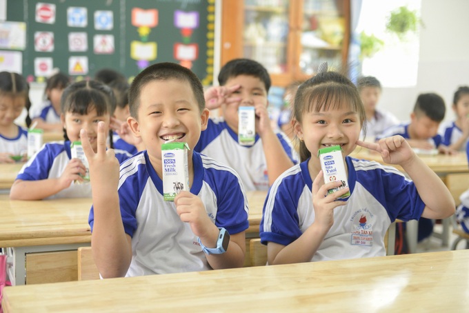 TP.HCM: Sữa học đường mở rộng đến 24 quận, huyện - Ảnh 1. TP.HCM: Sữa học đường mở rộng đến 24 quận, huyện - Ảnh 1.