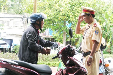 Bạc Liêu: Mở đường dây nóng phản ánh an toàn giao thông Tết 2019