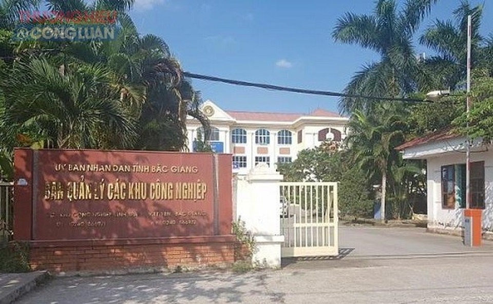 Lộ gần 700 người nước ngoài bất hợp pháp tại một doanh nghiệp Trung Quốc - 10 Lộ gần 700 người nước ngoài bất hợp pháp tại một doanh nghiệp Trung Quốc - 10