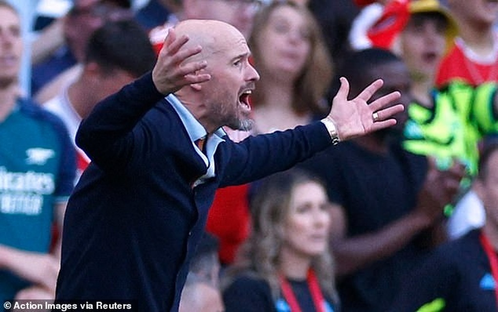 HLV Ten Hag tố công nghệ VAR khiến Man Utd thua cay đắng trước Arsenal - 1 HLV Ten Hag tố công nghệ VAR khiến Man Utd thua cay đắng trước Arsenal - 1