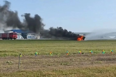 Hai chiếc taxi bay của hãng xe điện Trung Quốc đâm nhau trên không