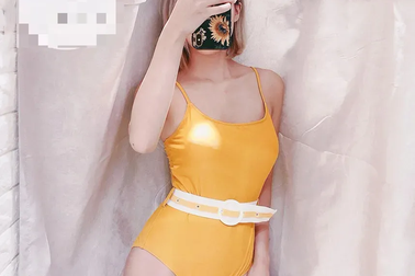 Kiếm 150 triệu đồng/tháng nhờ bán bikini liền mảnh cho chị em bụng mỡ tự ti