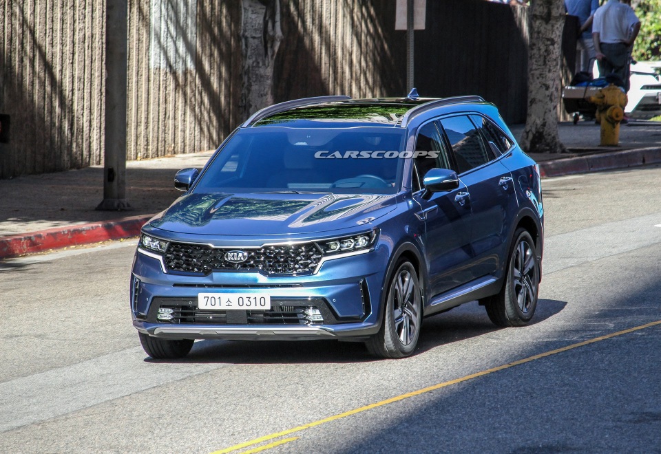 Kia Sorento thế hệ mới lộ diện - 9 Kia Sorento thế hệ mới lộ diện - 9