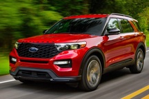 Ford sẽ bán xe "khiếm khuyết" ra thị trường, hẹn lắp bù sau