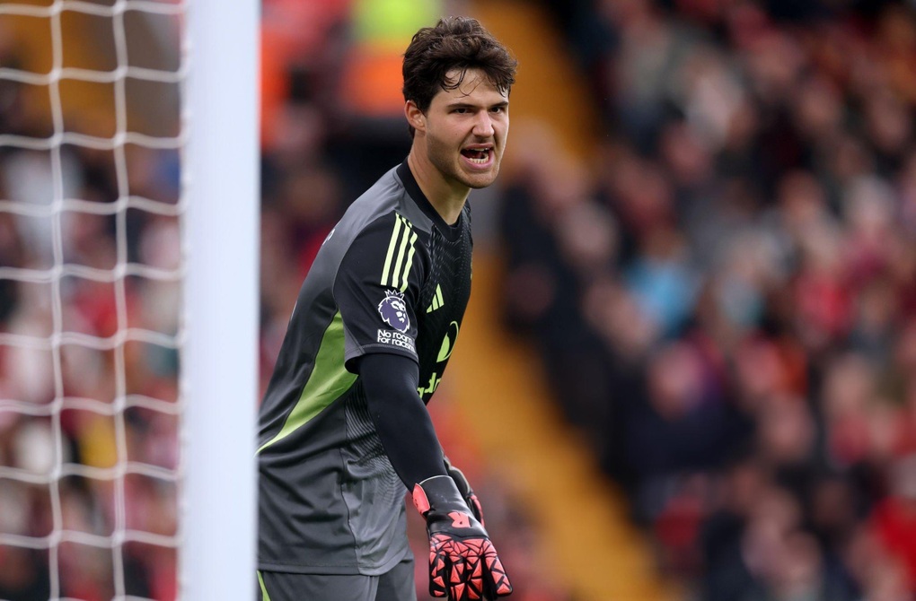 Người hùng Lammens tiết lộ bí quyết giúp Man Utd quật ngã Liverpool - 1 Người hùng Lammens tiết lộ bí quyết giúp Man Utd quật ngã Liverpool - 1