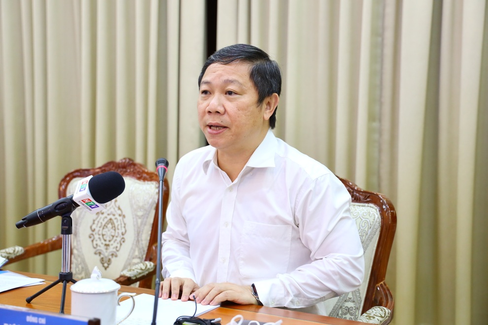 TPHCM chính thức thành lập Tổ công tác mua và sử dụng vắc xin Covid-19 - 1 TPHCM chính thức thành lập Tổ công tác mua và sử dụng vắc xin Covid-19 - 1