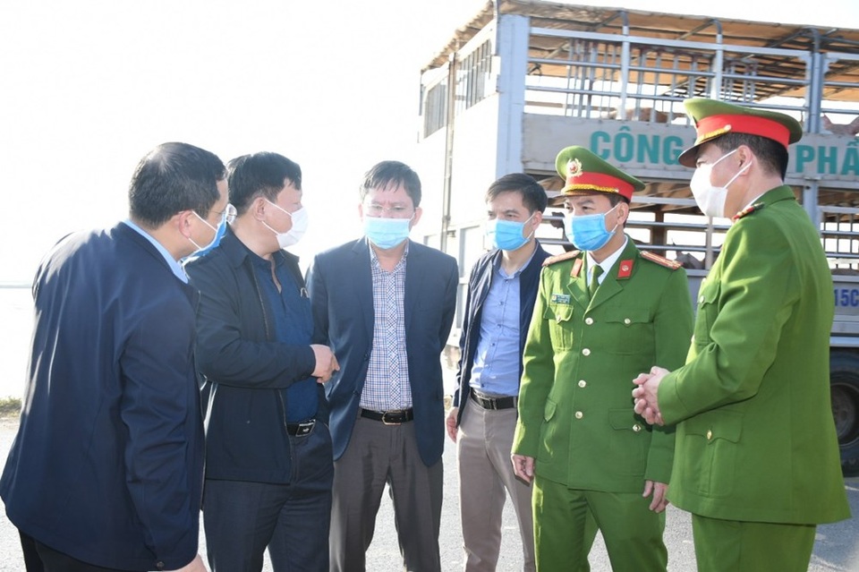 Hải Phòng điều chỉnh qui định về kiểm soát việc ra vào thành phố - 1 Hải Phòng điều chỉnh qui định về kiểm soát việc ra vào thành phố - 1