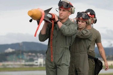 F-16 của Ukraine sẽ được trang bị vũ khí "Rắn lửa bầu trời"