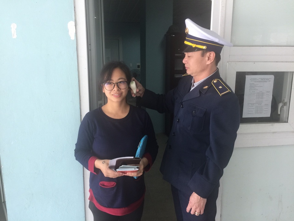 Sẵn sàng thiết lập bệnh viện dã chiến điều trị bệnh nhân nhiễm virus Corona - 6