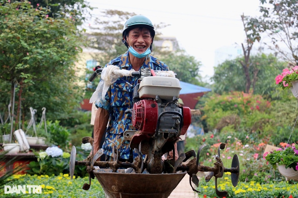 Các vườn cây cảnh chạy nước rút phục vụ dịp mua sắm sôi động nhất năm - 11 Các vườn cây cảnh chạy nước rút phục vụ dịp mua sắm sôi động nhất năm - 11