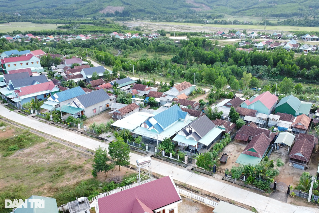 Bắt bệnh để thoát nghèo ở huyện nghèo duy nhất tại Bình Định - 1 Bắt bệnh để thoát nghèo ở huyện nghèo duy nhất tại Bình Định - 1