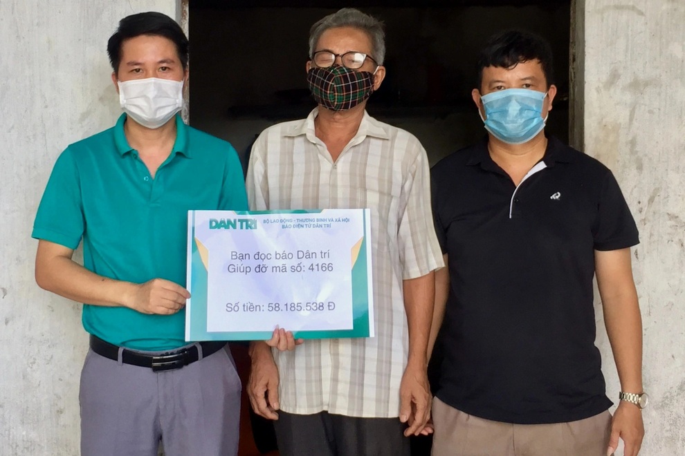 Bạn đọc giúp đỡ người đàn ông cưu mang vợ chồng tàn tật hơn 58 triệu đồng - 1 Bạn đọc giúp đỡ người đàn ông cưu mang vợ chồng tàn tật hơn 58 triệu đồng - 1