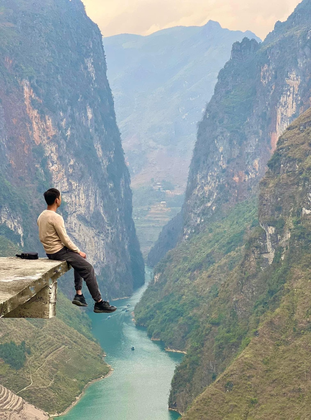 Rùng mình điểm chụp hình thách thức tử thần mới nổi ở Hà Giang - 1 Rùng mình điểm chụp hình thách thức tử thần mới nổi ở Hà Giang - 1