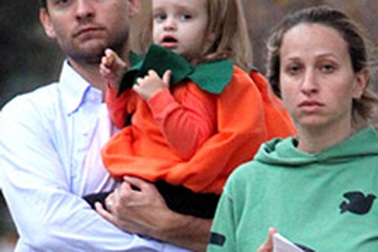 Vợ “Người nhện” mang bầu lần hai