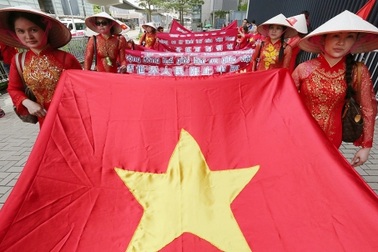 Người Việt tại Hồng Kông lần thứ 4 biểu tình phản đối Trung Quốc