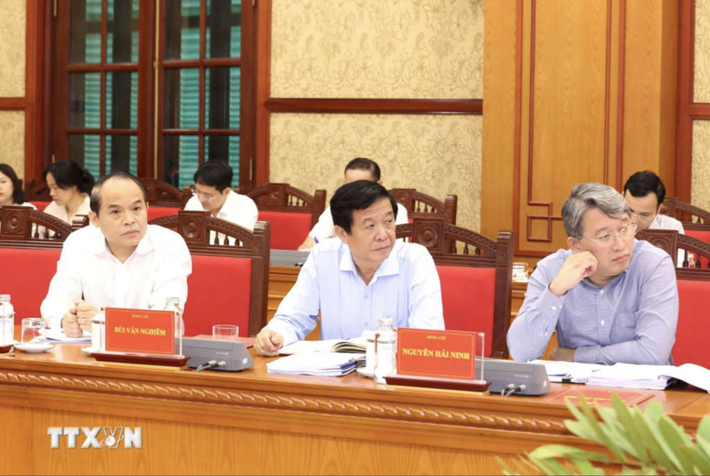 Tổng Bí thư chủ trì Phiên họp về phòng chống tham nhũng, lãng phí, tiêu cực - 4 Tổng Bí thư chủ trì Phiên họp về phòng chống tham nhũng, lãng phí, tiêu cực - 4