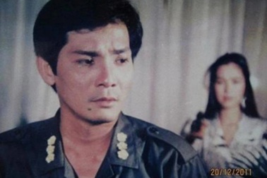 Tài tử Thương Tín thời đỉnh cao cát-xê trả bằng vàng, cuối đời túng thiếu