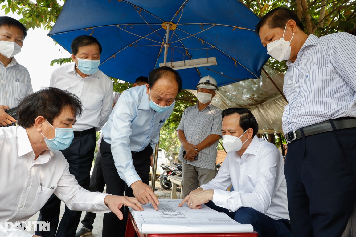 Công khai, minh bạch, tránh tiêu cực tại các dự án đầu tư công - 1 Công khai, minh bạch, tránh tiêu cực tại các dự án đầu tư công - 1
