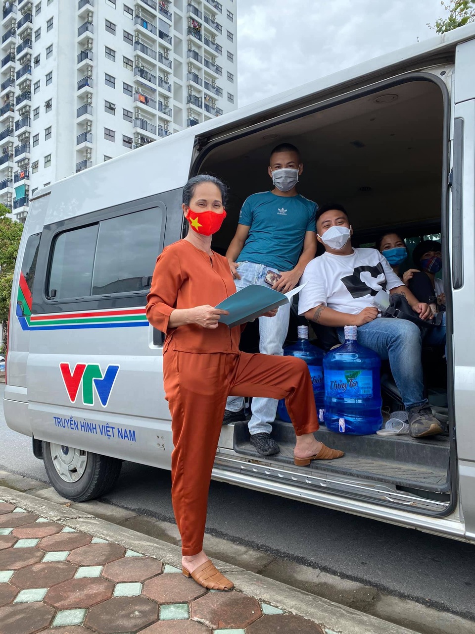 “Bi hài” chuyện hậu trường làm phim giữa thời dịch tái bùng phát - 2 “Bi hài” chuyện hậu trường làm phim giữa thời dịch tái bùng phát - 2