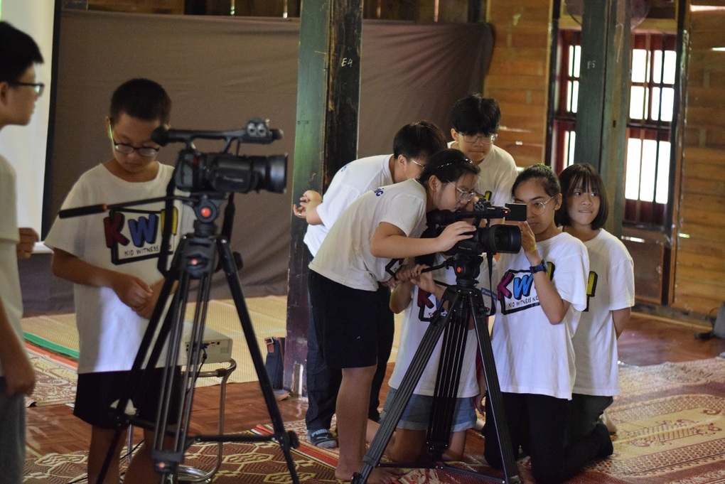 Qua ống kính trẻ thơ: 15 năm ghi lại góc nhìn trẻ thơ về cuộc sống - 3