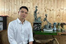 Chàng trai ở TPHCM làm giàu nhờ bán những mẩu đất sét giá vài triệu đồng